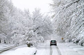 ترافیک سنگین و بارش برف و باران در برخی جاده‌های کشور