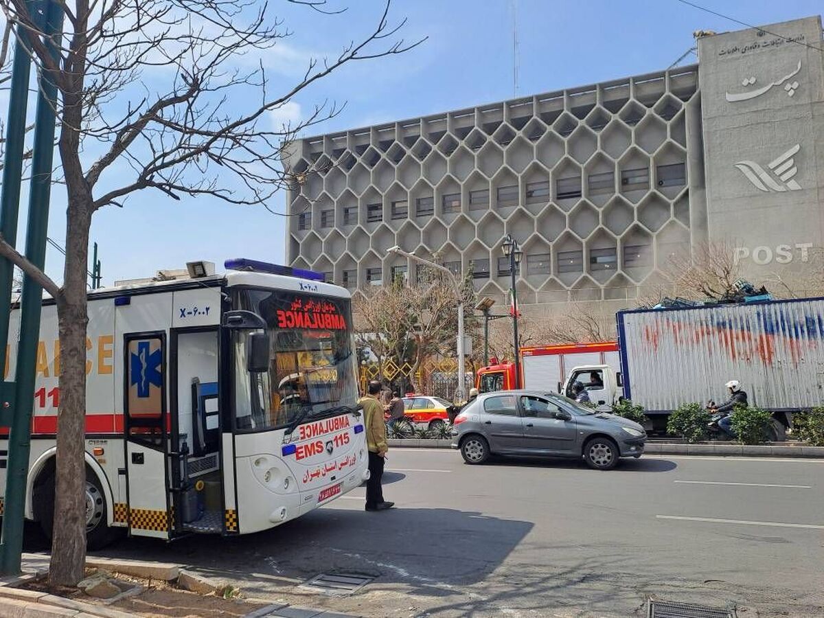 آتش‌سوزی در انبار اداره پست ۹ مصدوم برجای گذاشت