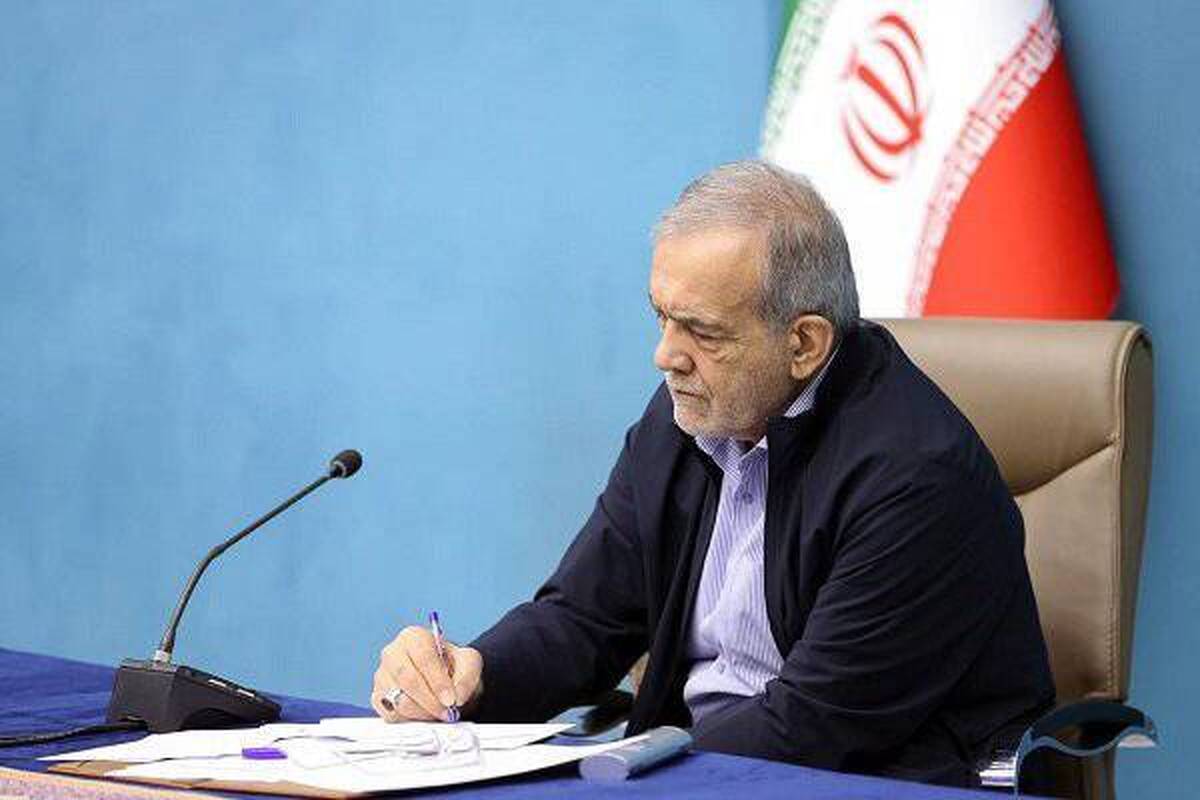 رئیس جمهور؛ پایان همکاری با شهرام دبیری در دولت چهاردهم به دلیل پایبندی به صداقت و عدالت