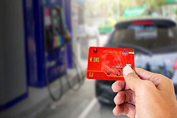 جزئیات جدید از جایگزینی کارت بانکی با کارت سوخت/ میزان قاچاق بنزین چقدر است؟