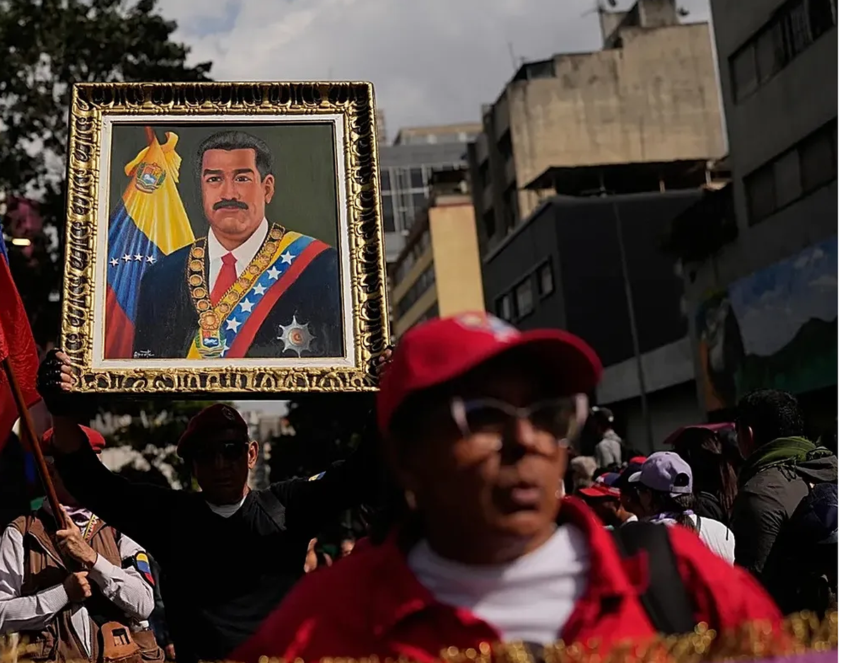 عملیات عزم راسخ؛ فرار نافرجام مادورو ‏و همسرش و مرگ ۲۴ مامور ونزوئلایی