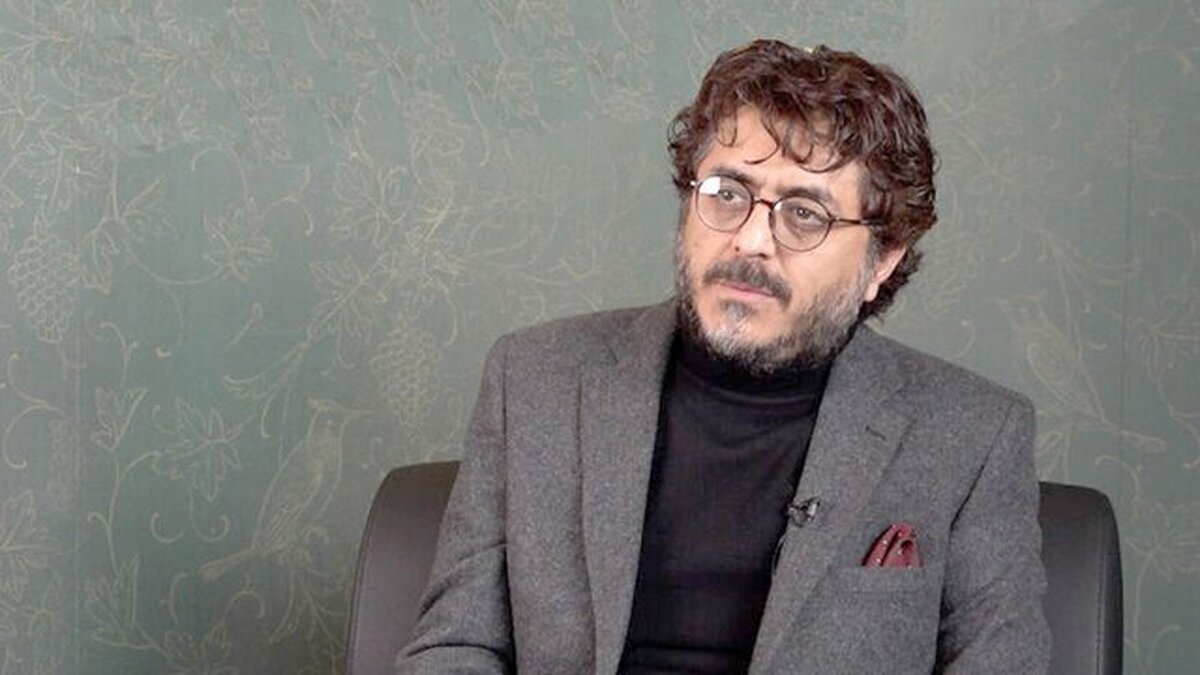 بازیگر «شیش ماهه»: بداهه‌گویی اولویت کار مهران مدیری است