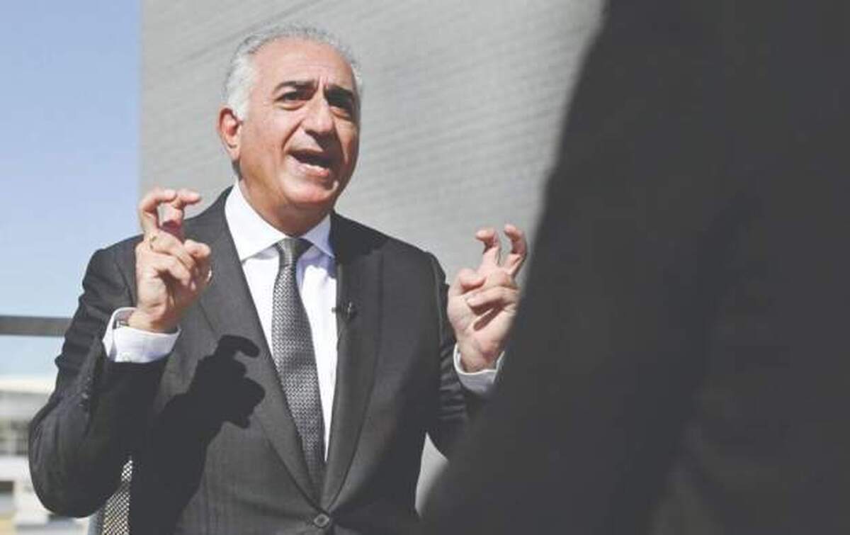 نگرانی محمدرضا شاه پهلوی از آینده ولیعهد و دوست دخترش!