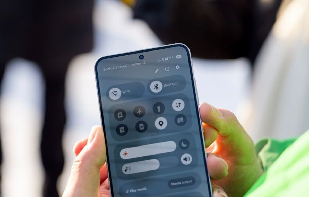 پیامک آزاد شد