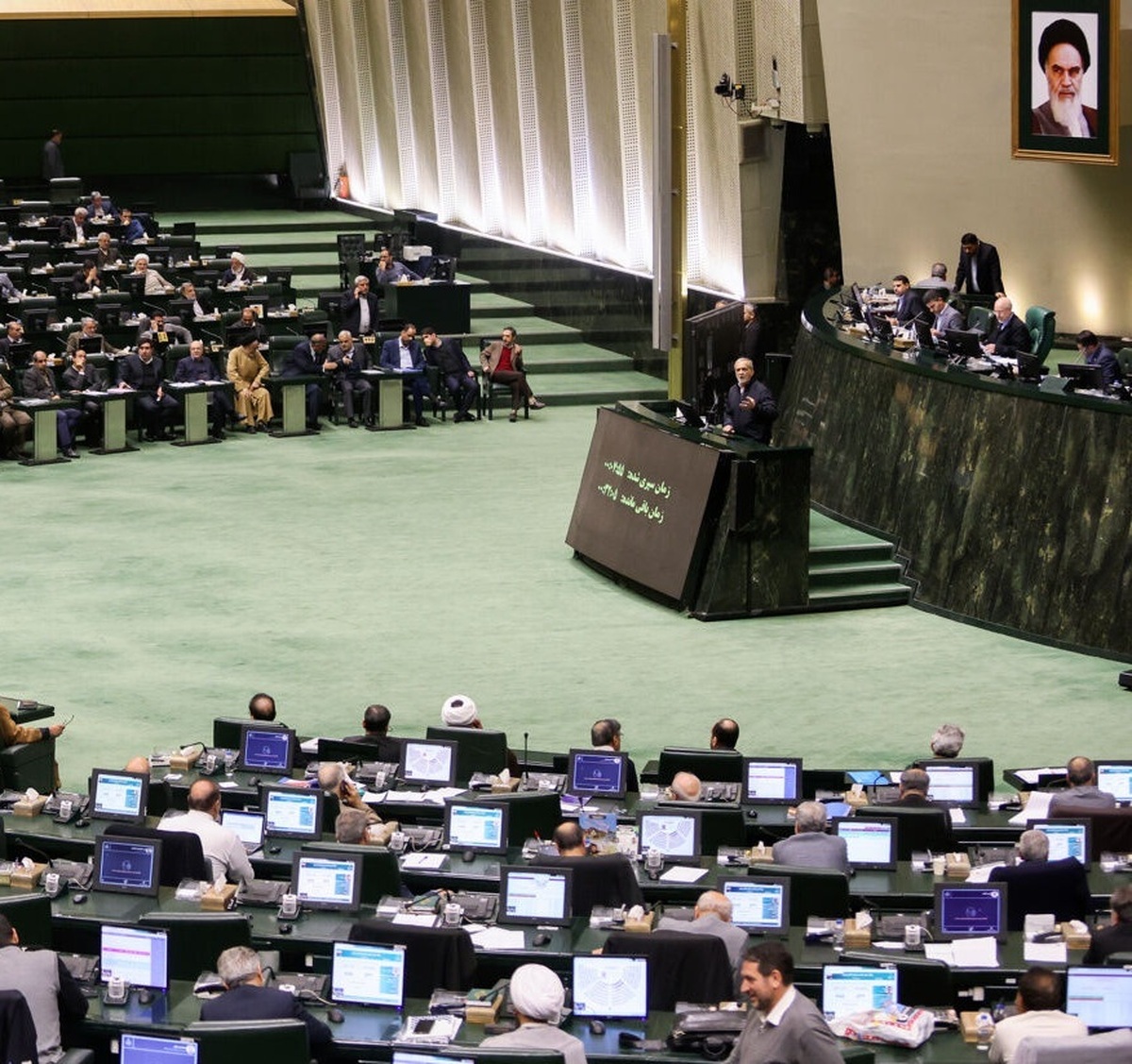 اقدام دولت در اصلاح ارز ترجیحی شجاعانه بود/۲۲ دی ماه با حضور حماسی مردم جاودانه شد