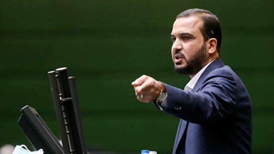 یوسفی: تعلل پاپی‌زاده، نفس مردم خوزستان را بیش از ۶ ماه تنگ کرده است/بررسی لایحه بودجه ۱۴۰۵ از نظر حذف چهار صفر به روش قدیم ادامه می‌یابد