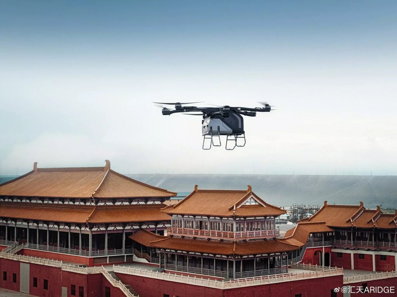 ناو هواپیمابر روی آسفالت ناو هواپیمابر روی آسفالت