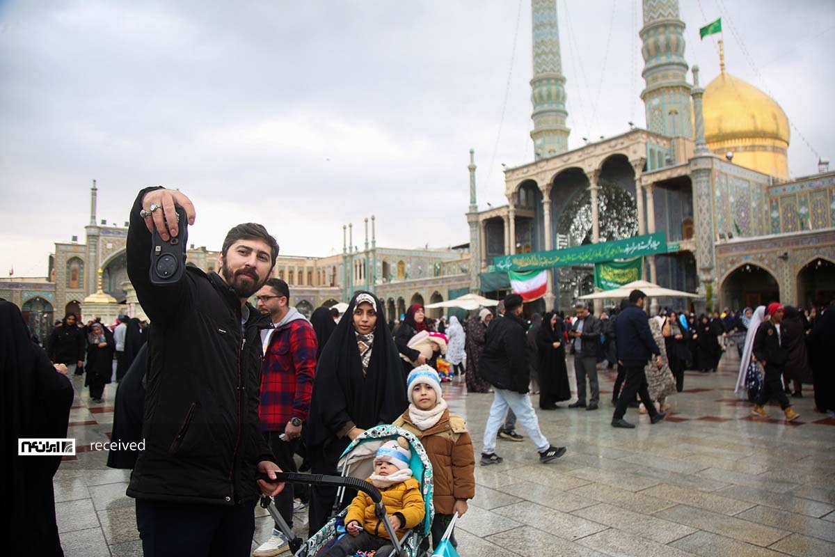 حال‌وهوای نورانی حرم بانوی کرامت در سالروز ولادت امام زمان (عج)