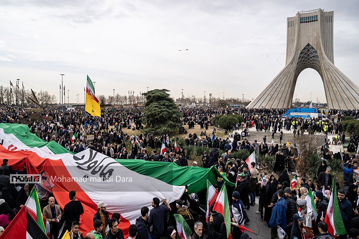 راهپیمایی ۲۲ بهمن در تهران (2)