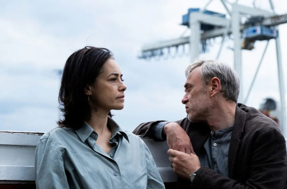 کارگردان ترکیه‌ای در برلیناله: سرکوب هنرمندان فقط در ترکیه نیست؛ «به آمریکا نگاه کنید، ببینید چه بلایی سر جیمی کیمل آمد!»