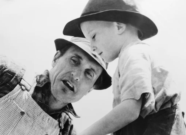 وداع با یک افسانه: زندگی و میراث رابرت دووال، بازیگر «پدرخوانده» و «سانتینی بزرگ»