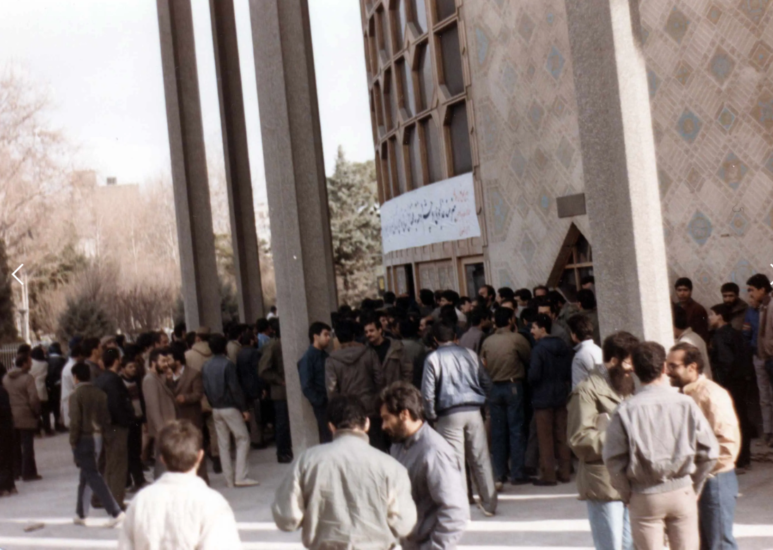 تئاتر فجر در گذر زمان: تغییرات، چالش‌ها و دستاوردهای بزرگ