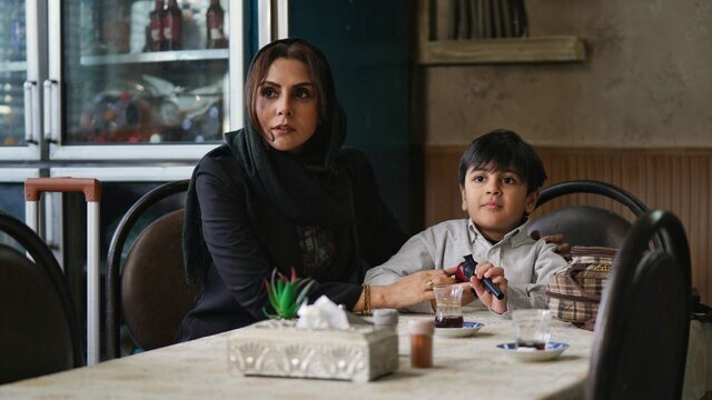 آزیتا حاجیان، شریفی‌نیا، سجاد بابایی در ماجرای جنگ ۱۲ روزه / عکس