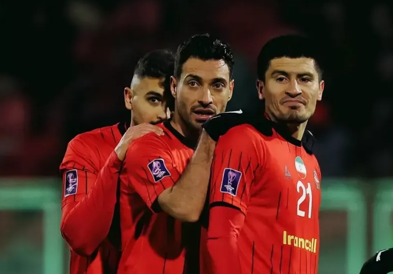 تراکتور بدون تغییر؛ سکوت قهرمان در نقل و انتقالات!