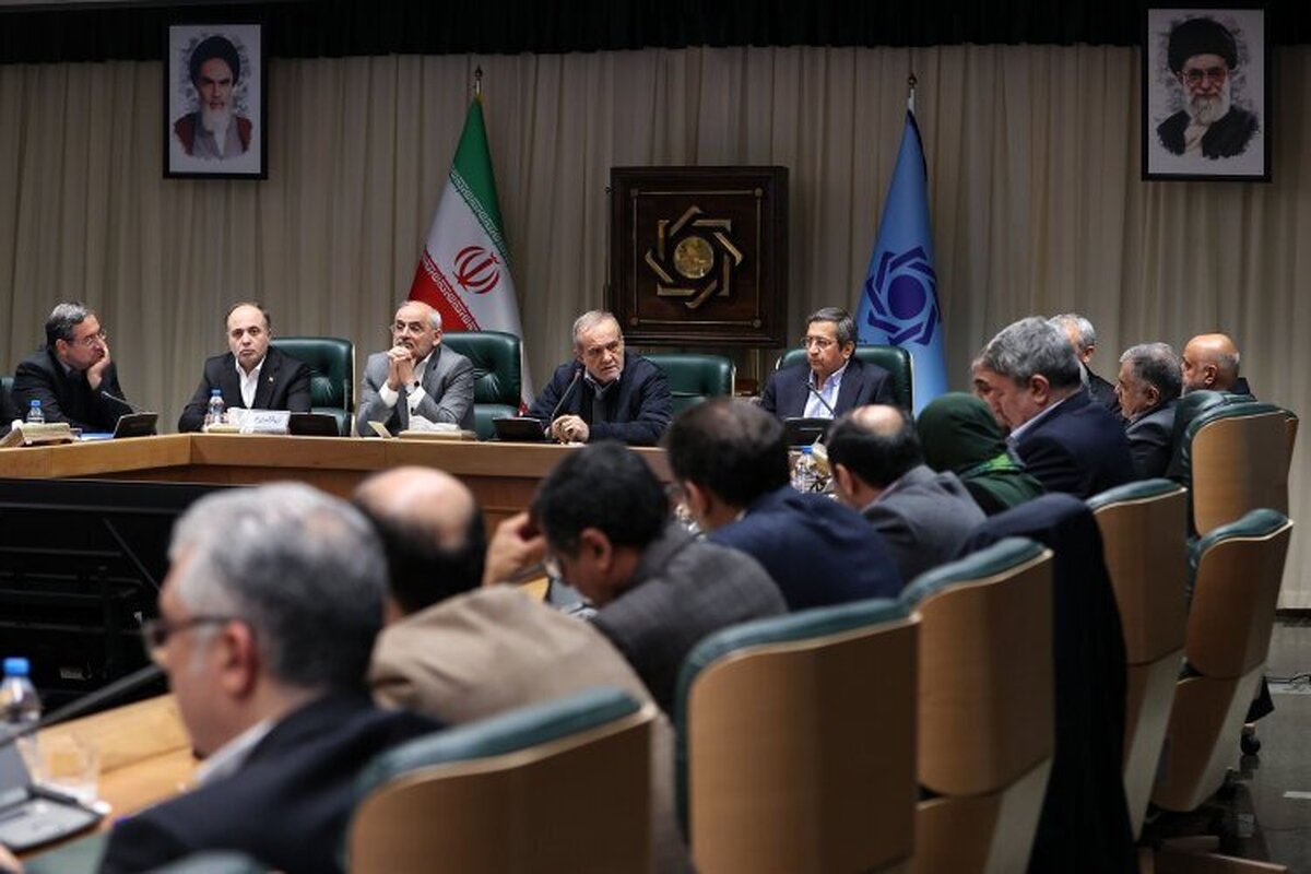 دستور مهم پزشکیان درباره اختیارات استانداران مرزی