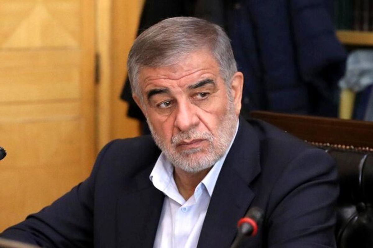 عزیزی: خرید و فروش سلاح در فضای مجازی جرم است؛ برخورد قاطع با مجرمان/جوکار: سلاحهای غیرمجاز در اغتشاشات استفاده شد؛ قاچاق عامل ناامنی و قوه قضاییه برخورد میکند عزیزی: خرید و فروش سلاح در فضای مجازی جرم است؛ برخورد قاطع با مجرمان/جوکار: سلاحهای غیرمجاز در اغتشاشات استفاده شد؛ قاچاق عامل ناامنی و قوه قضاییه برخورد میکند