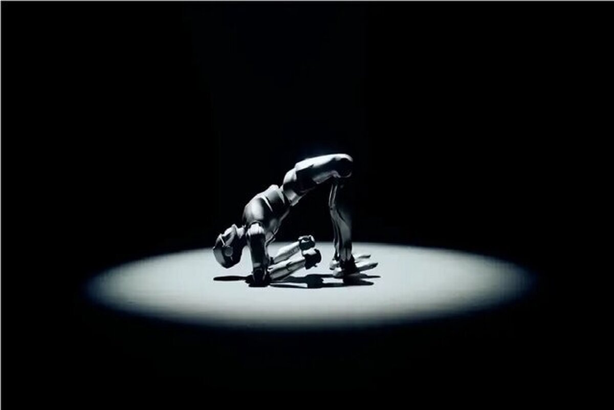 معرفی اولین ربات انسان‌نمای فضانورد جهان