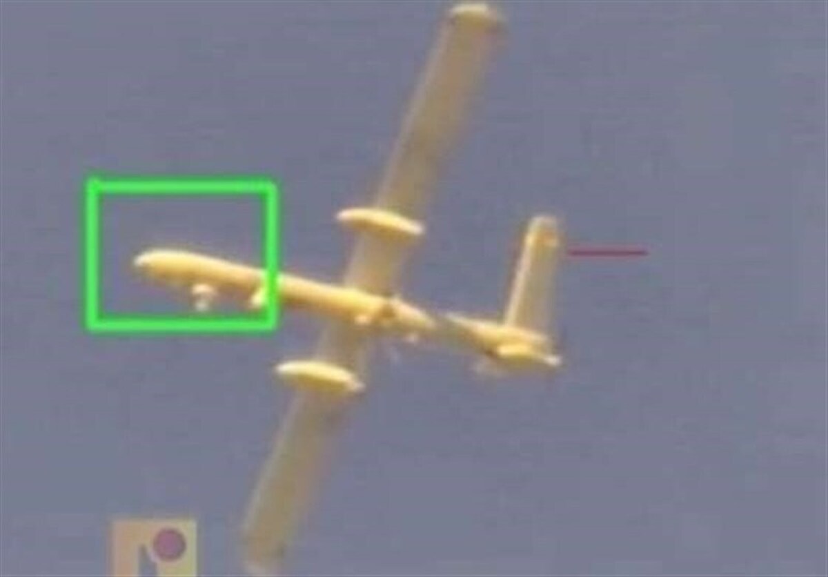 ۱۰ فروند پهپاد دشمن توسط پدافند هوایی ایران منهدم شد