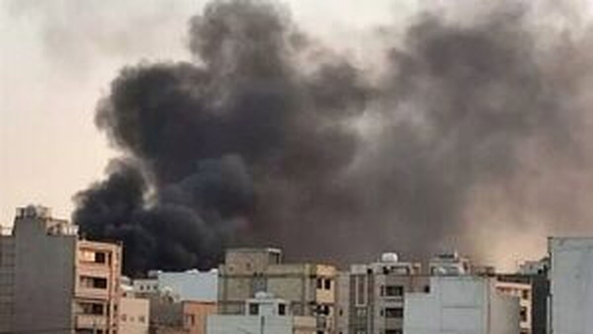 ببینید | برخاستن دود بسیار غلیظ در غرب تهران