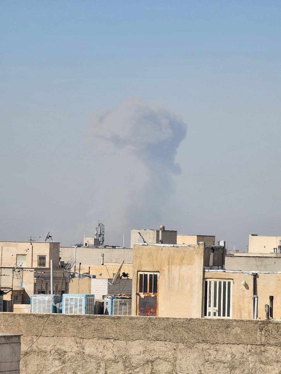 انفجارها در نواحی جنوب و جنوب شرق تهران + تصاویر انفجارها در نواحی جنوب و جنوب شرق تهران + تصاویر