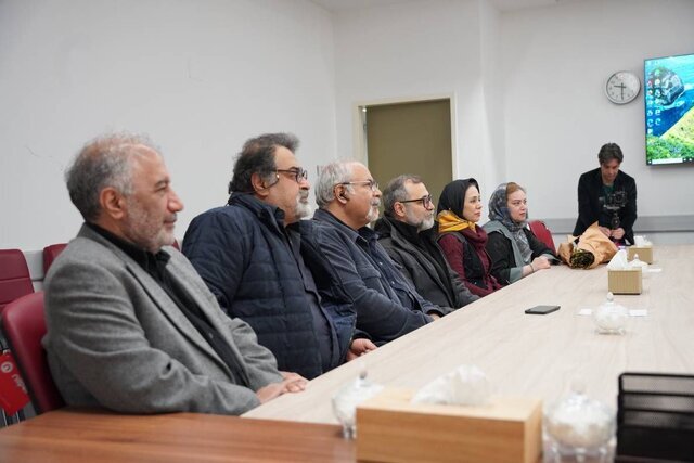 پیام محمدمهدی عسگرپور به کادر درمان: شما در خط مقدم هستید