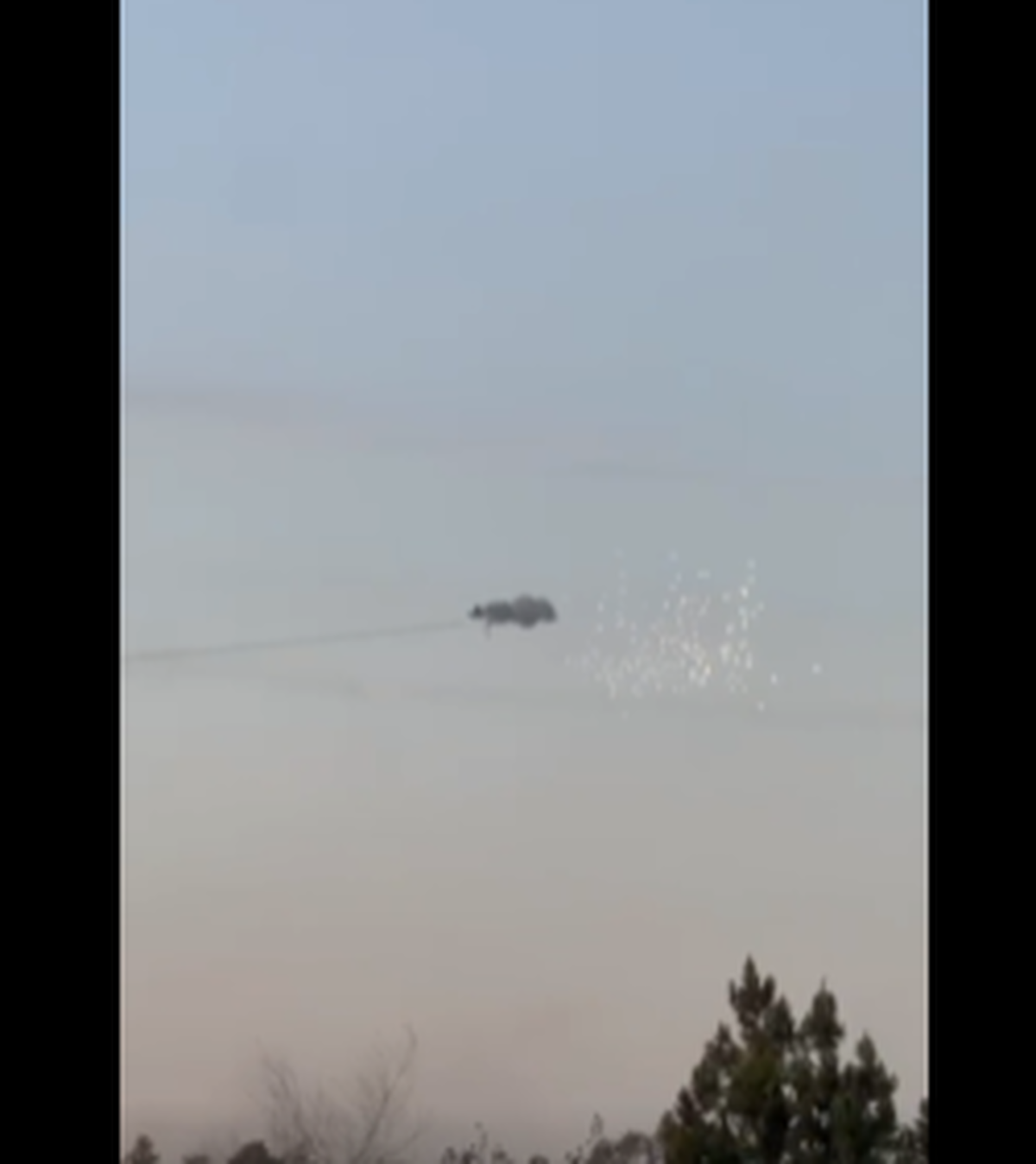 ببینید | یک پهپاد در آسمان اربیل منهدم شد