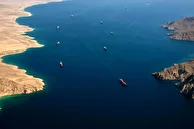 رضایی: تنگه هرمز در دستان سپاه شکست‌ناپذیر است