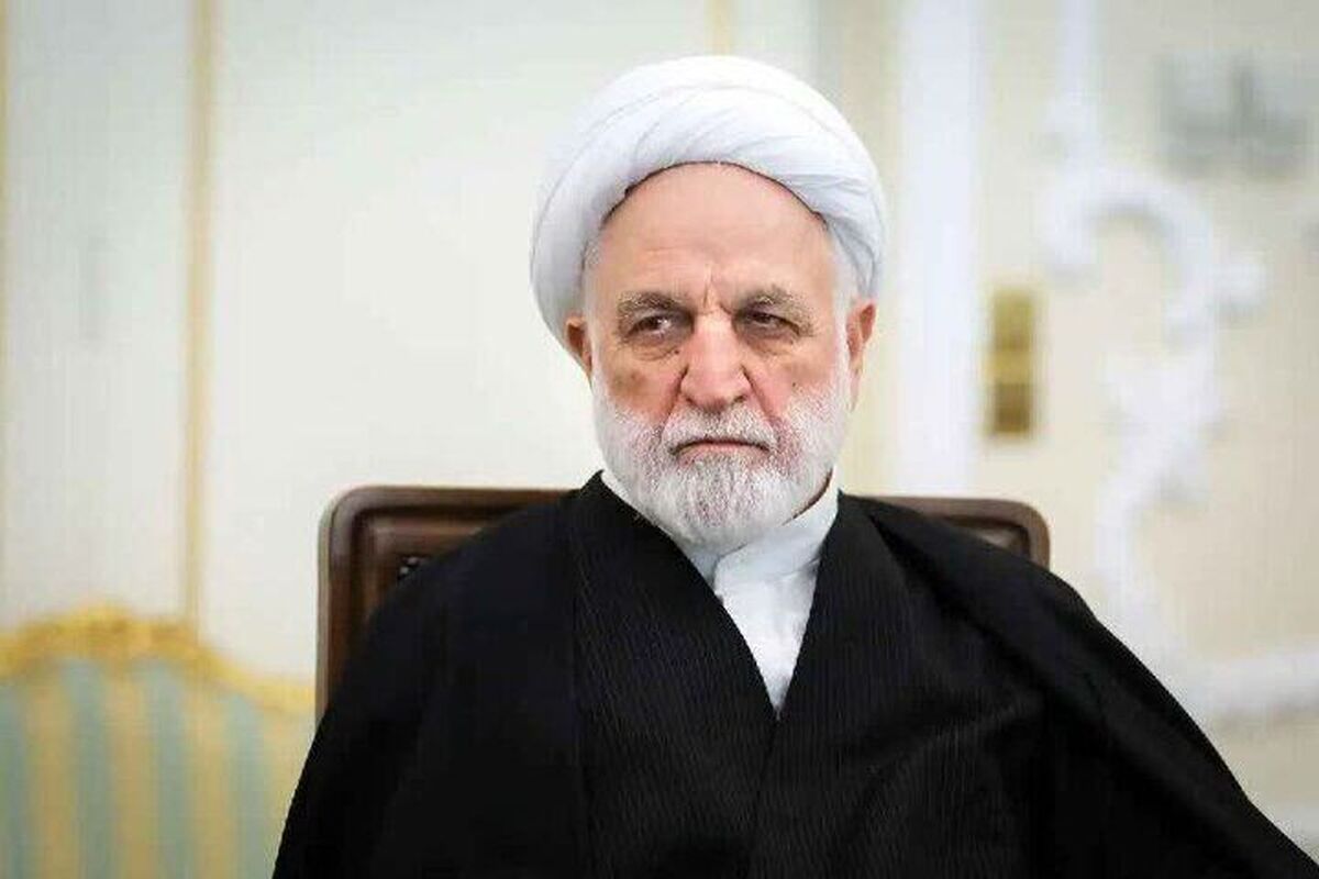 اژه&zwnj;ای: کار رئیس&zwnj;جمهور آمریکا التماس به دیگر کشور&zwnj;ها است