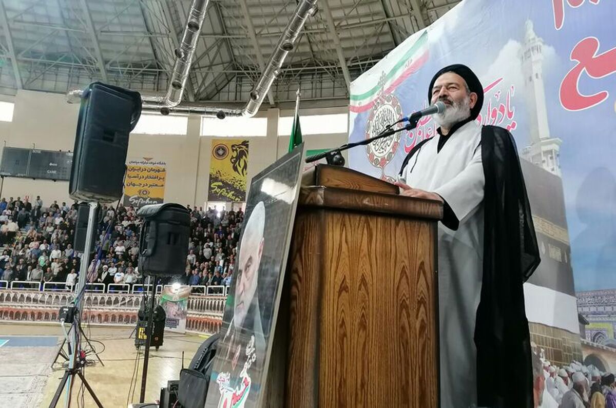 نواب: حمایت از فلسطین بافضیلتتر از هزاران حج است