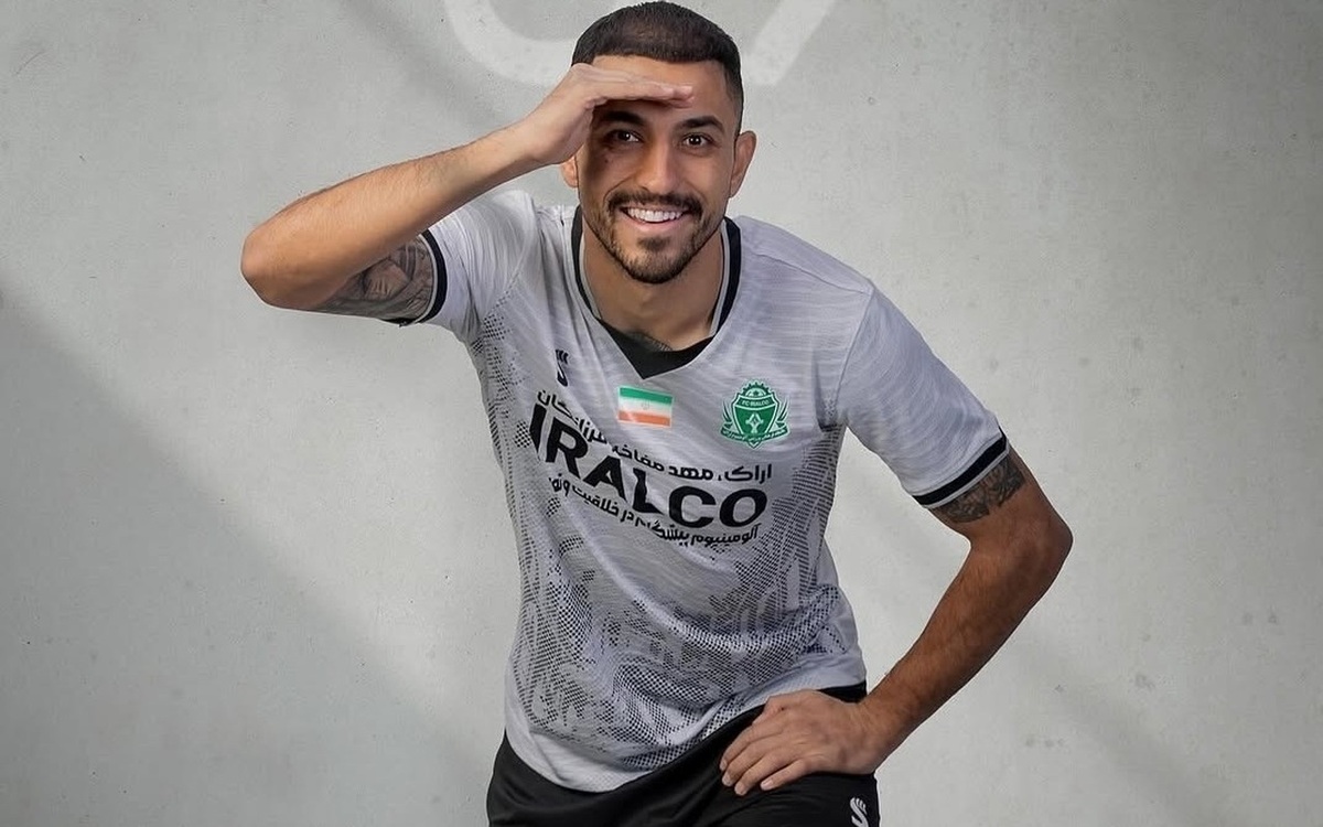 پاسخ منفی پدیده لیگ به سپاهان، چراغ سبز به پرسپولیس؛ انتقال جنجالی در راه است!