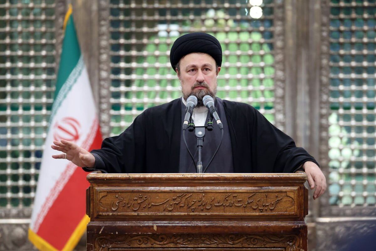 کسانی که بخواهند نام خلیج فارس را تغییر دهند خود را مضحکه کرده‌اند