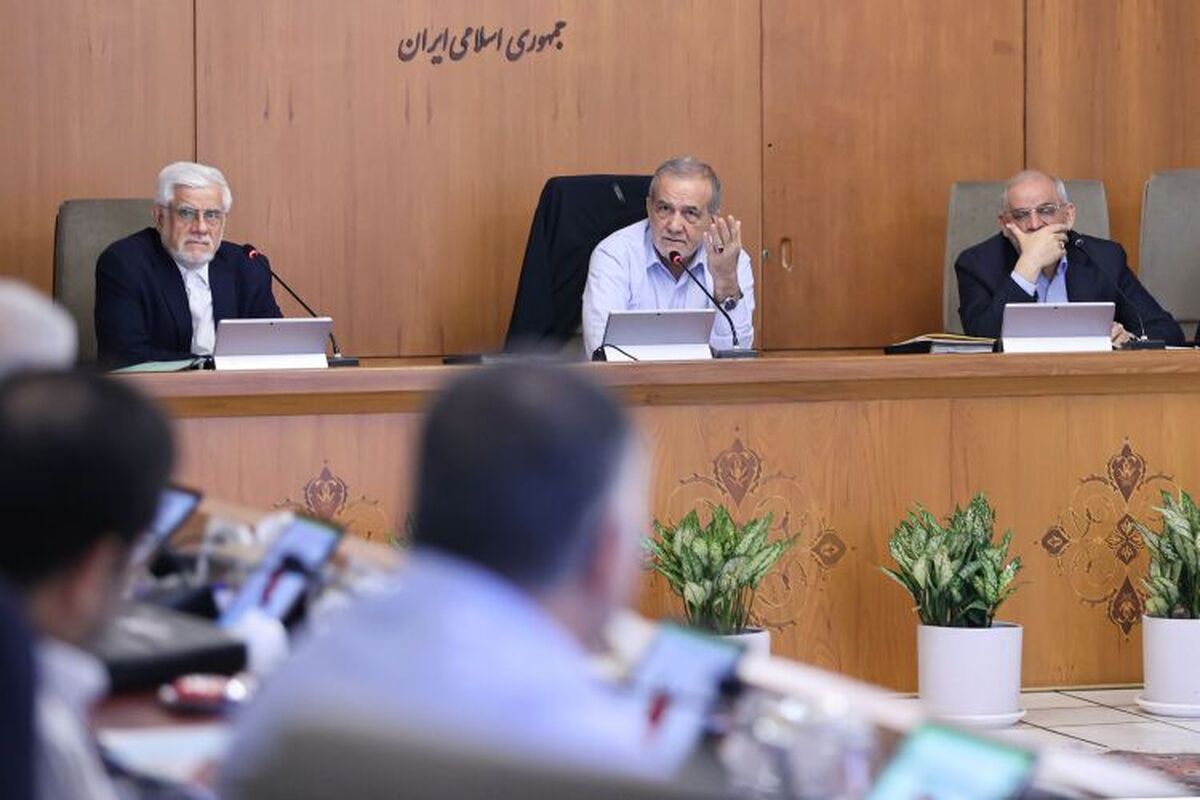 دستور پزشکیان برای پیگیری جدی و فوری مقابله با فعالیت ماینرهای غیرقانونی