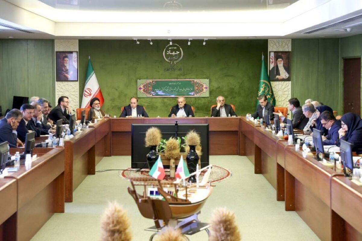 حضور سرزده پزشکیان در وزارت جهادکشاورزی