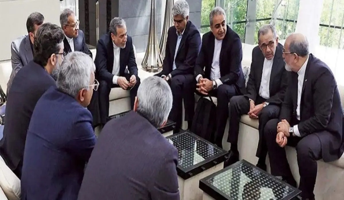 ایران قاطعانه مصمم به پیگیری حقوق قانونی خود برای استفاده صلحآمیز از انرژی هستهای است