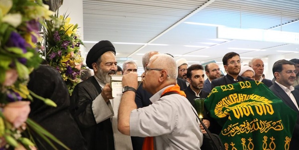 کاهش تعداد عوامل اجرایی حج برای رفاه زائران