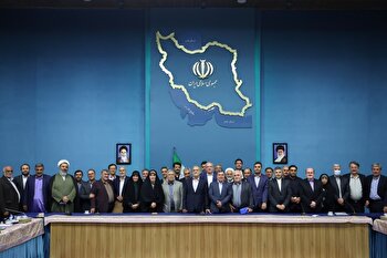 پزشکیان: در مذاکرات از اصول خود عقب‌نشینی نمی‌کنیم/تنش‌ هم نمی‌خواهیم