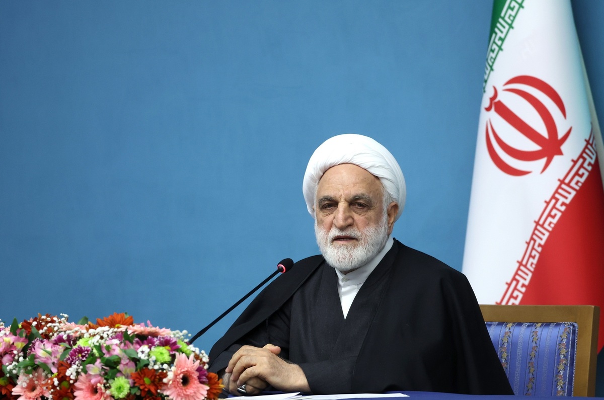 رئیس قوه قضاییه: دلیل گسترش آتش بندر شهید رجایی بی‌انضباطی در چینش محموله‌ها بود