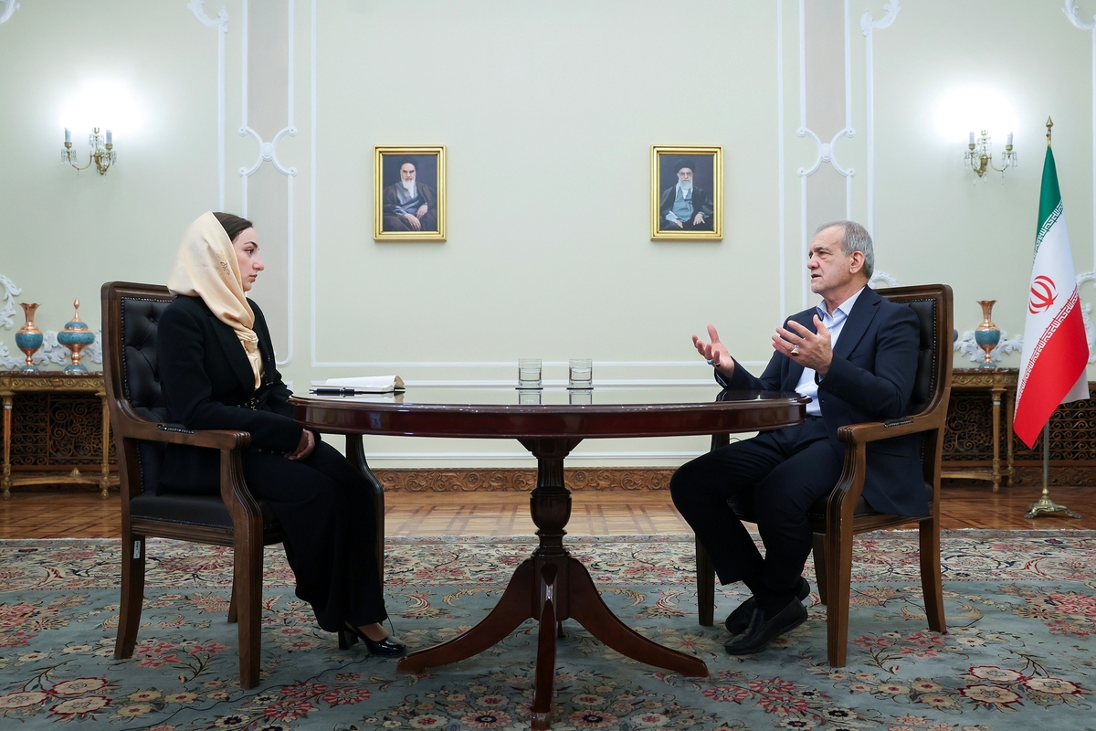 پزشکیان: مسائل مرزی و سرزمینی بین آذربایجان و ارمنستان می‌تواند رفع شود