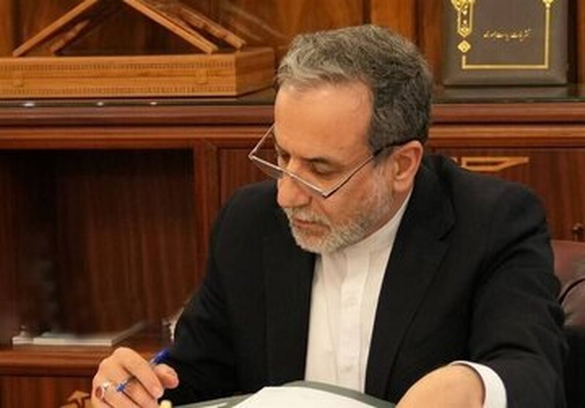 عراقچی: تداوم تهدیدهای اسرائیل، ایران را به دفاع ویژه از تاسیسات هستهای وادار میکند