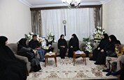 دیدار اعضای فراکسیون زنان مجلس با خانواده «الهه حسین‌نژاد»