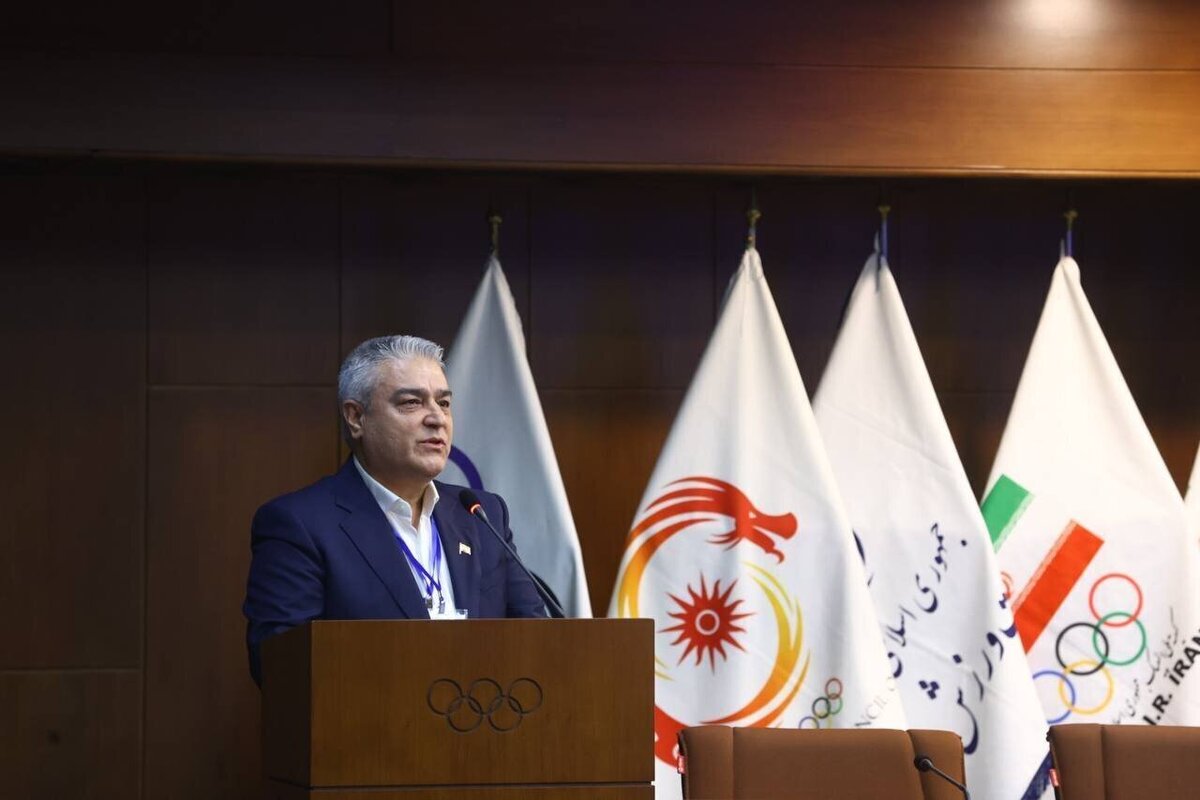 اسکندری: هدفم از دعوت هنرمندان به فدراسیون بولینگ و بیلیارد، جلب توجه نبوده است!