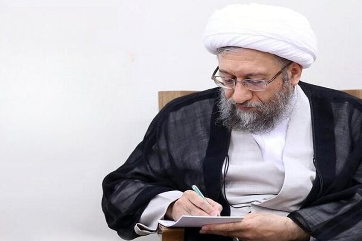 آیتالله آملیلاریجانی: هرگونه تفرقهانگیزی تقویت جبهه صهیونیسم است