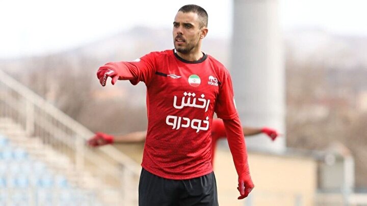 رقابت پرسپولیس و سپاهان برای جذب ستاره پرتغالی تراکتور