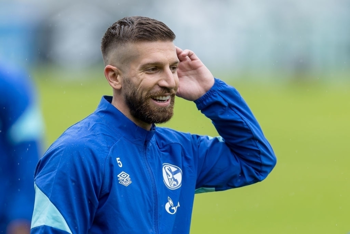 مدافع سابق منچسترسیتی در راه پرسپولیس