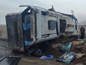 واژگونی مرگبار اتوبوس در فارس؛ ۸ کشته و ۱۵ مصدوم