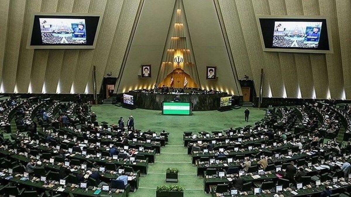 شروع زودهنگام جلسات مجلس تا پایان تابستان نمایندگان از ساعت ۶ صبح به میدان میآیند