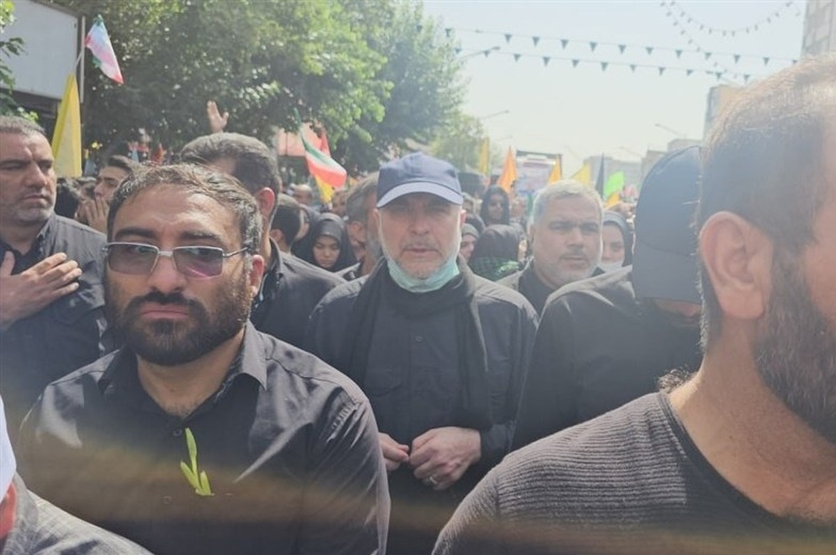 حضور قالیباف در مراسم تشییع پیکر شهدای اقتدار