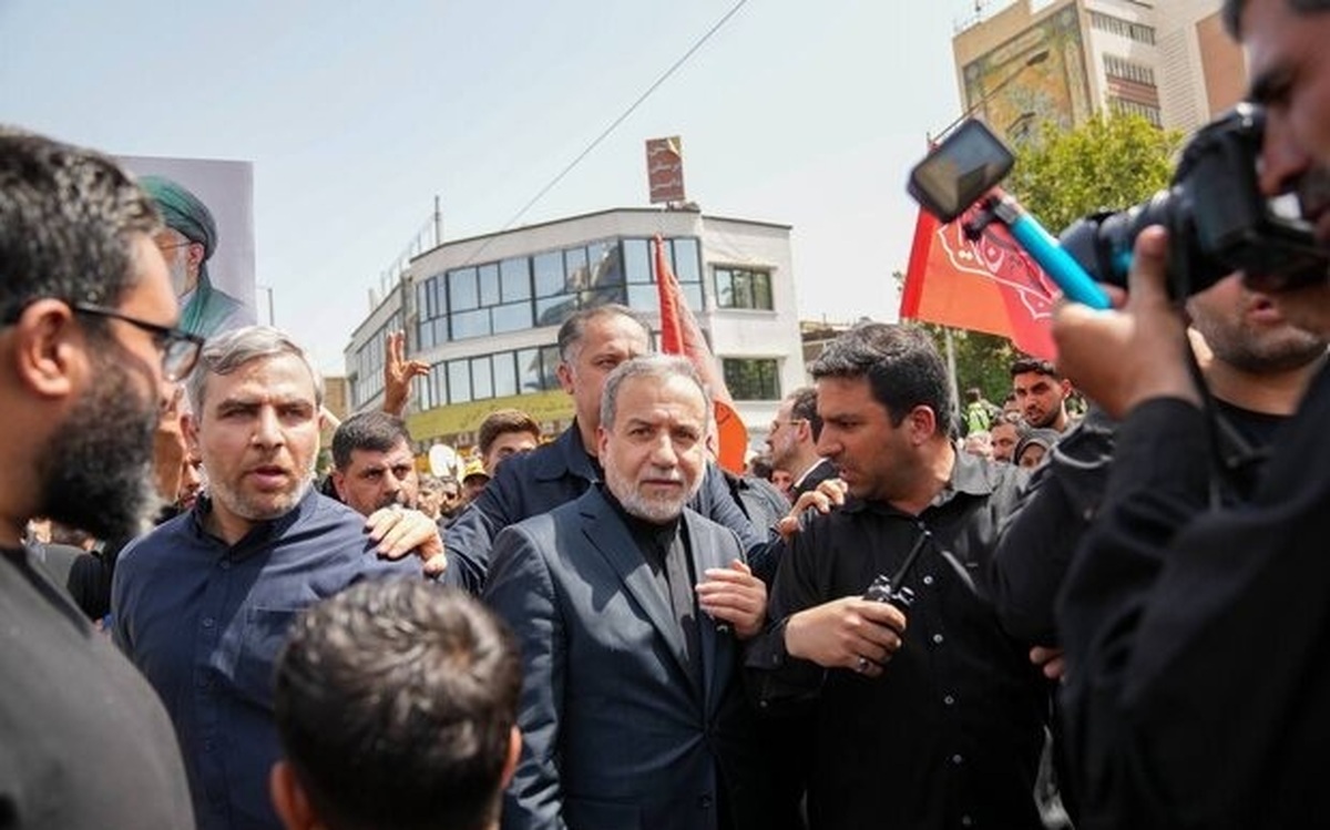 عراقچی: ایران با واژه تسلیم بیگانه است
