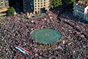تظاهرات مخالفان در صربستان به خشونت کشیده شد
