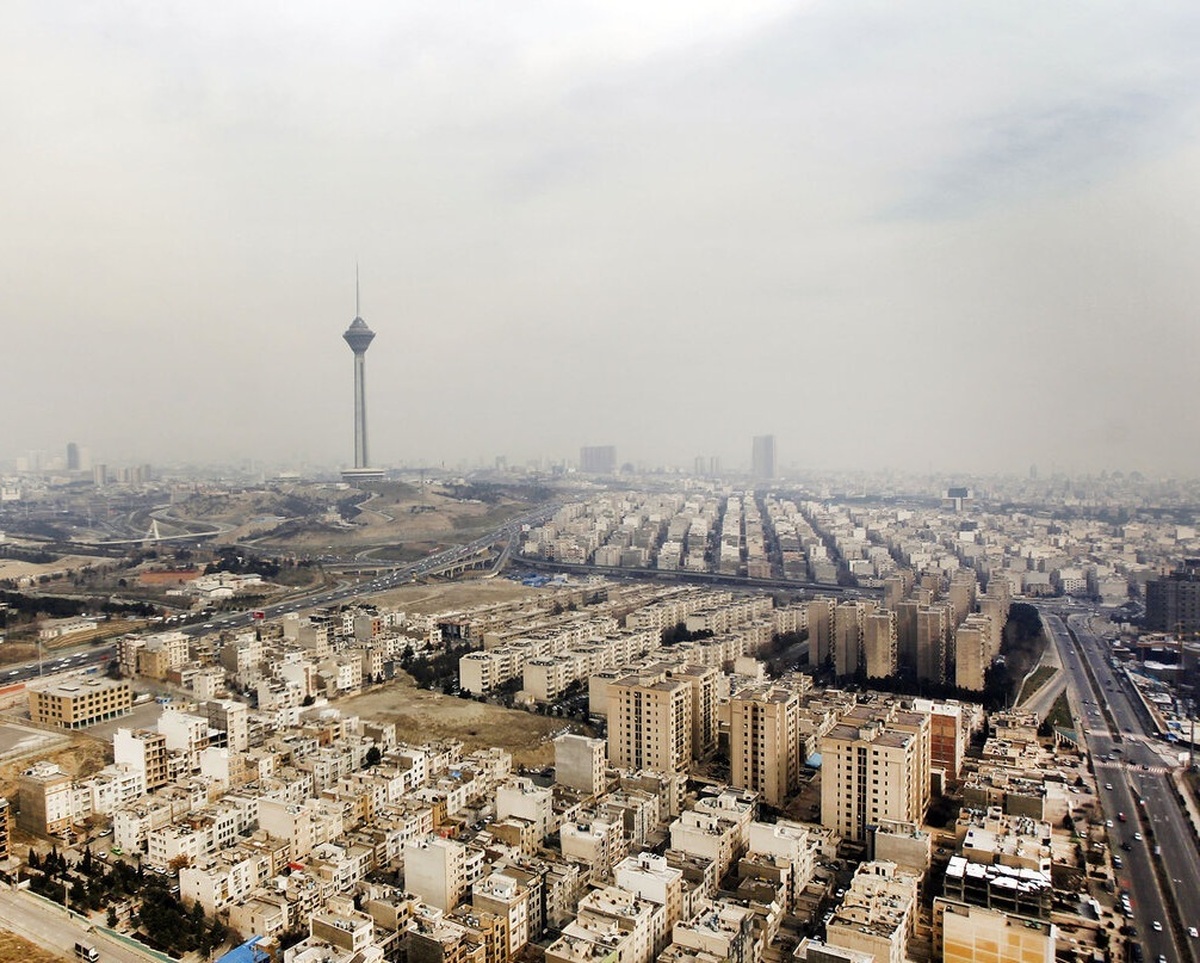 هوای تهران ناسالم شد بیماران قلبی در خانه بمانند